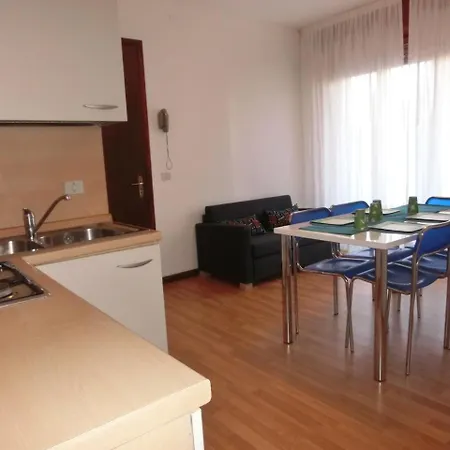 Cozy Flat Next To - Beahost