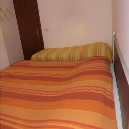 Cozy Flat Next To - Beahost 아파트 *