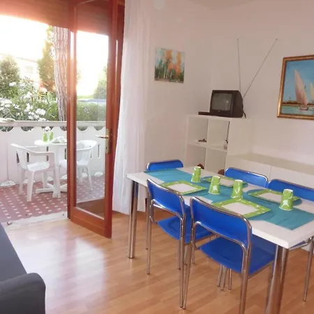Cozy Flat Next To - Beahost * 비비오네