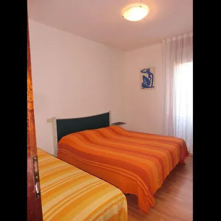Cozy Flat Next To - Beahost